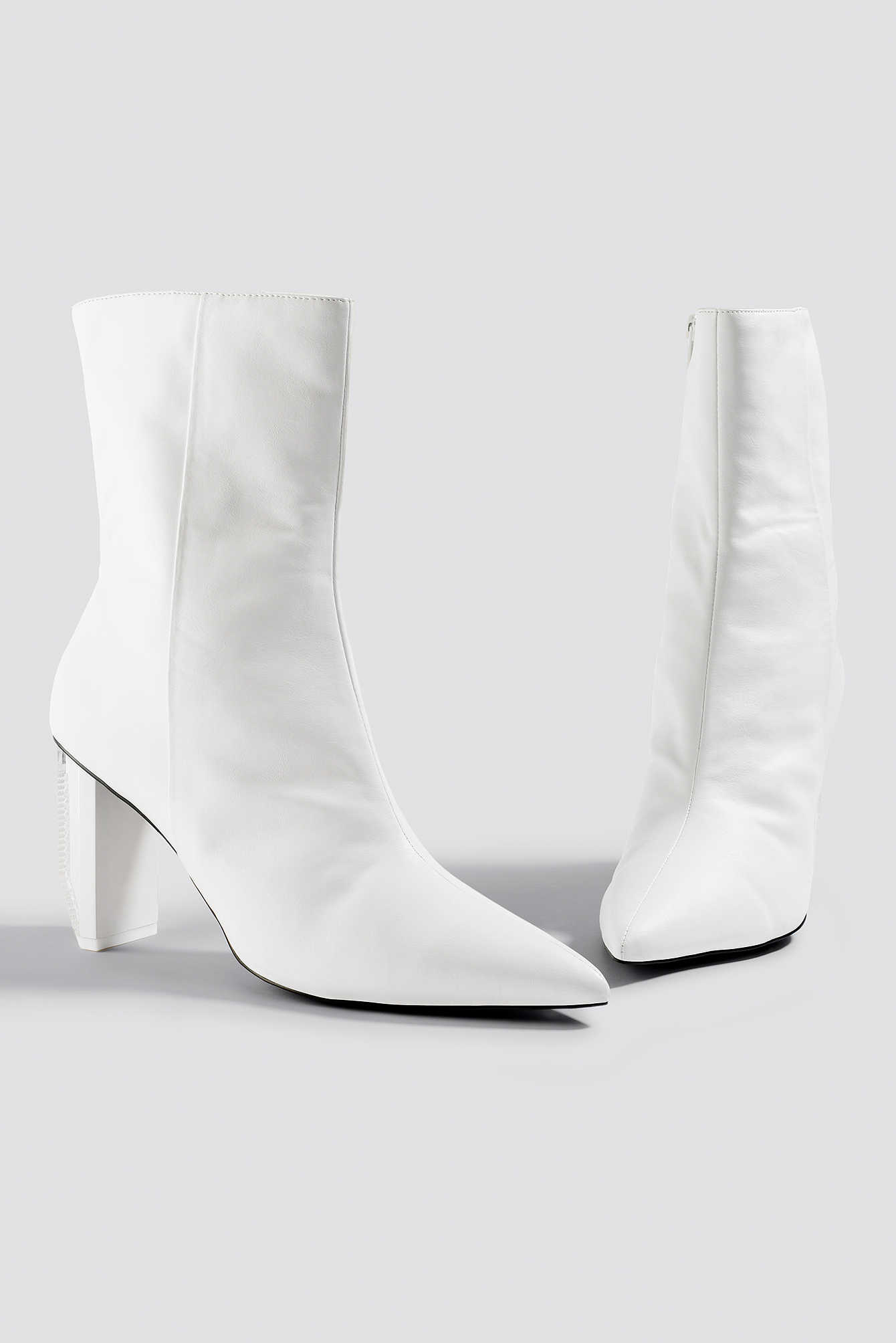 Asymmetric Heel Boots NA-KDLOUNGE.DE